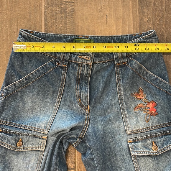 Oilily floral embroidered jeans, size 36 - Picture 9 of 11
